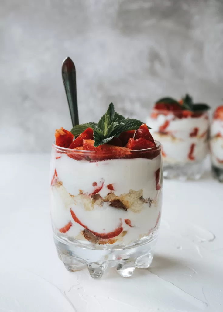 parfait de iogurte e frutas