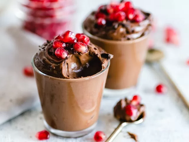 mousse de chocolate com frutas